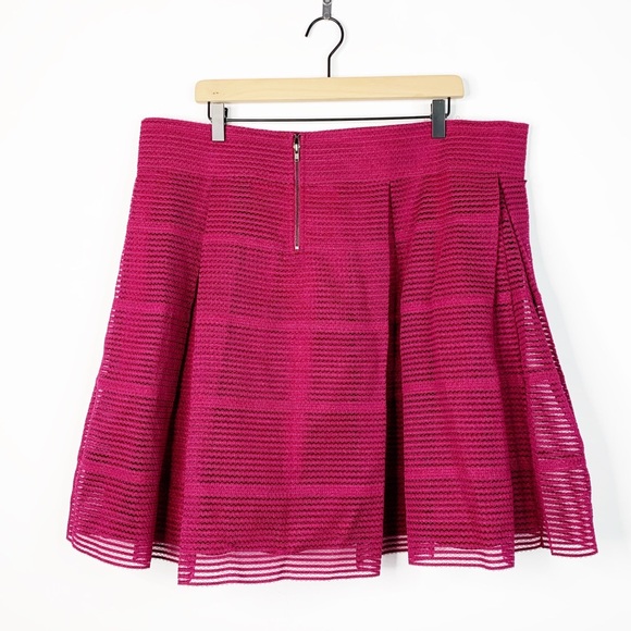 NWT Torrid Striped Sheer Flared Skirt Velvet Rose - Picture 3 of 3